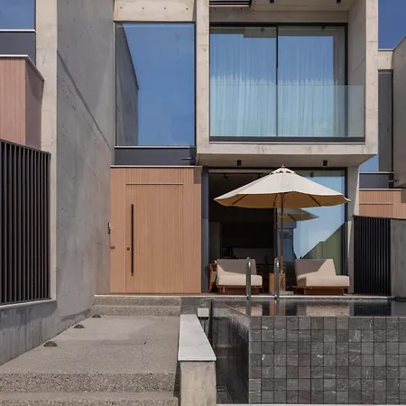 Villa Greenvale Park By Coastalbliss Klorakas