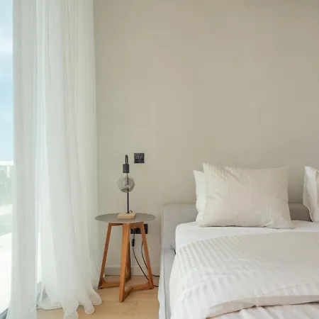 Greenvale Park By Coastalbliss *