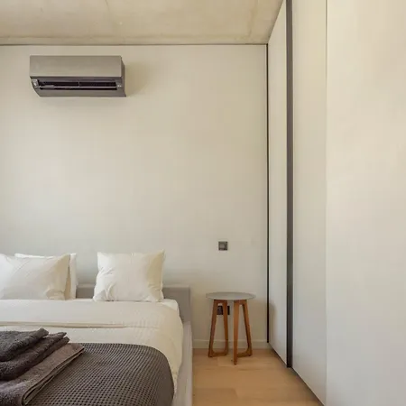 Villa Greenvale Park By Coastalbliss Klorakas