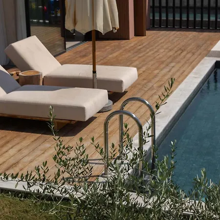 Greenvale Park By Coastalbliss * Klorakas