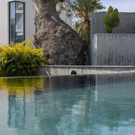 Greenvale Park By Coastalbliss