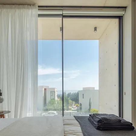 Greenvale Park By Coastalbliss