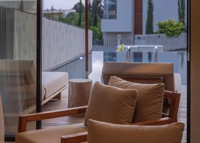 Greenvale Park By Coastalbliss Klorakas