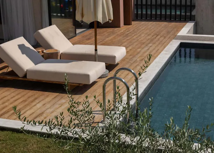 Greenvale Park By Coastalbliss * Klorakas