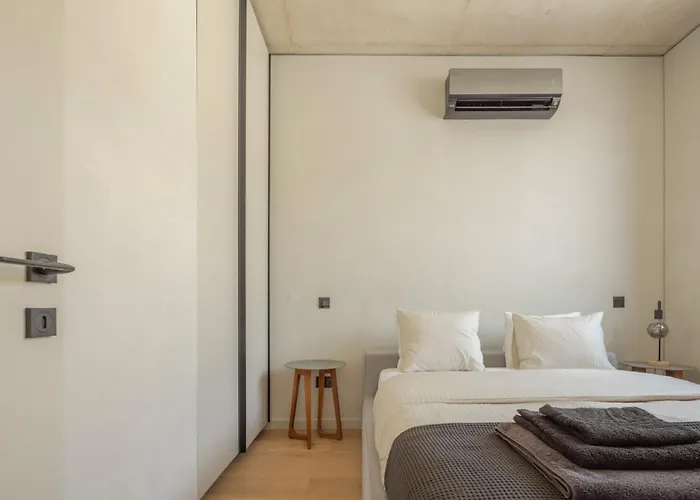 Greenvale Park By Coastalbliss *