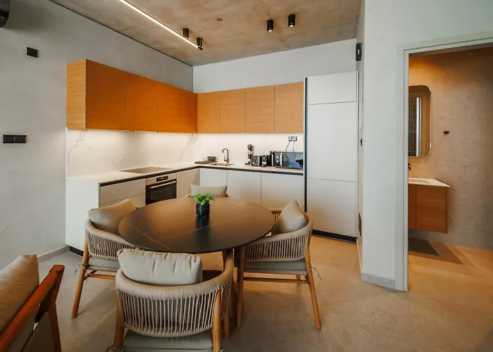 Greenvale Park By Coastalbliss Klorakas