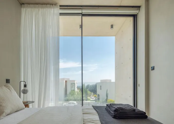 Greenvale Park By Coastalbliss