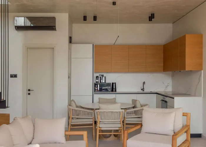 Greenvale Park By Coastalbliss 빌라