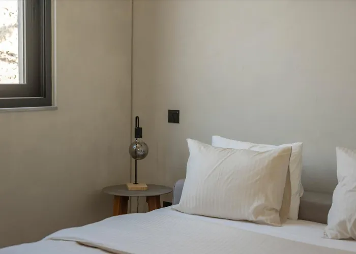 Greenvale Park By Coastalbliss